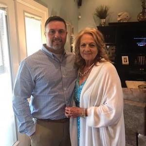 Meet your Posher, Gloria